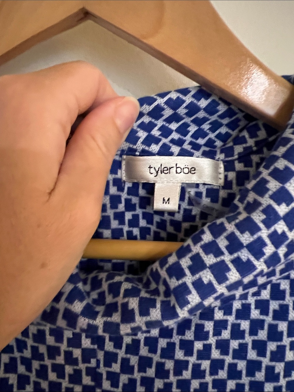 Tyler Boe Blue & White Short-Sleeve Patterned Mini Dress - Picture 2 of 3